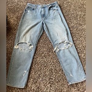 American Eagle Mom Jean